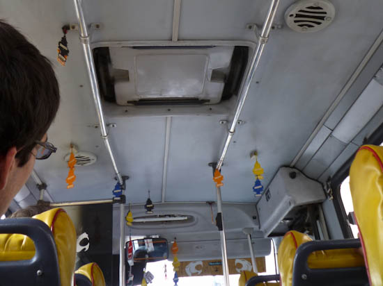 reasons-why-you-should-use-public-transportation-valparaiso bus