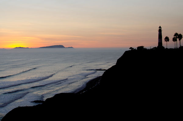 lima-miraflores-at-sunset