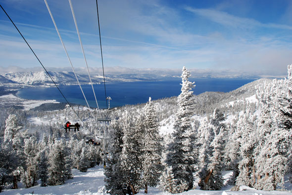 Lake Tahoe Winter in Califoria. Photo: Ryan Hostnik