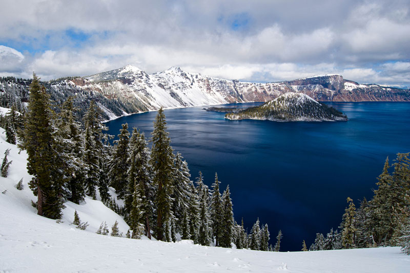 Lovely Crater Lake National Park in the Winter